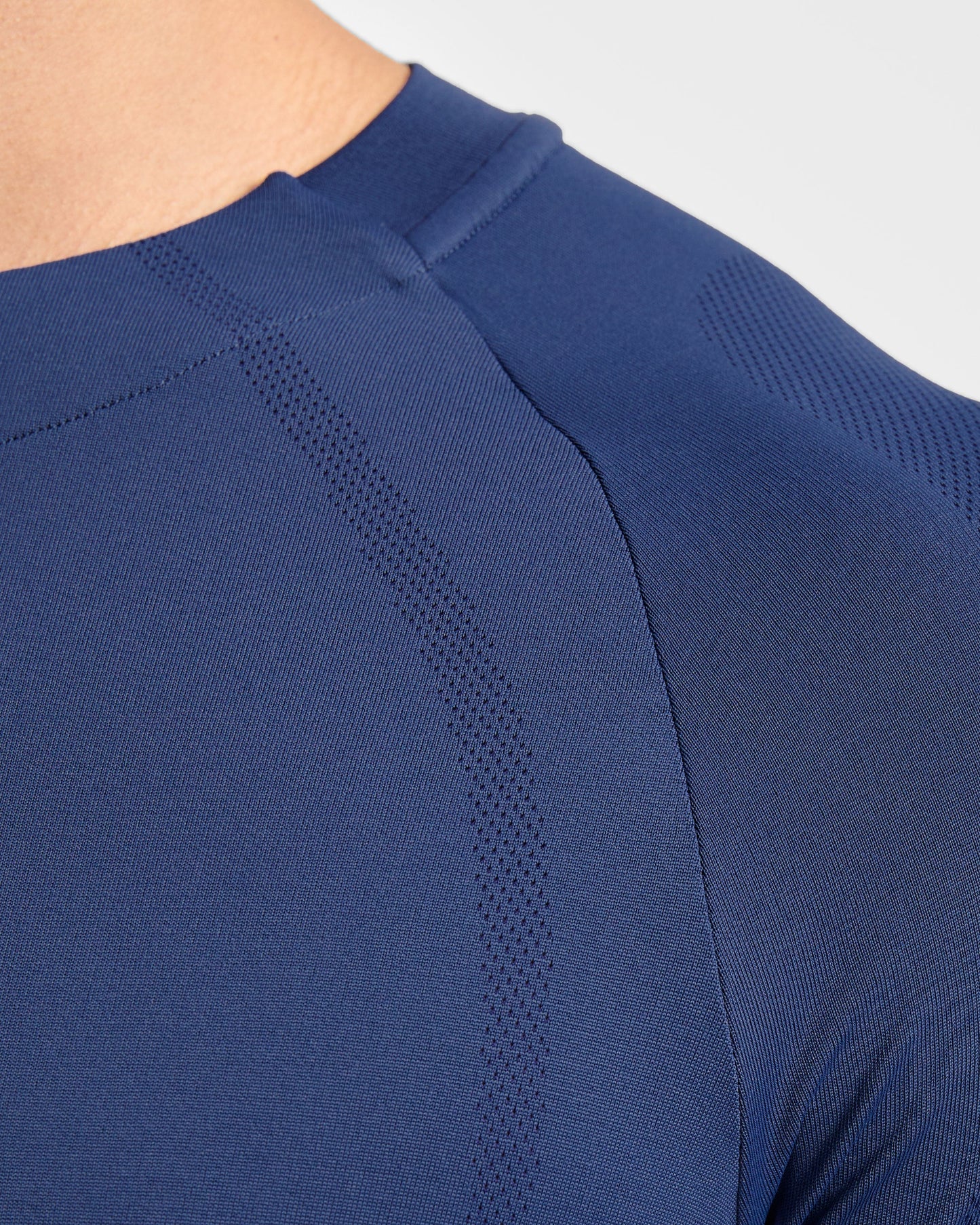 Attain Seamless T Shirt - Dusky Navy